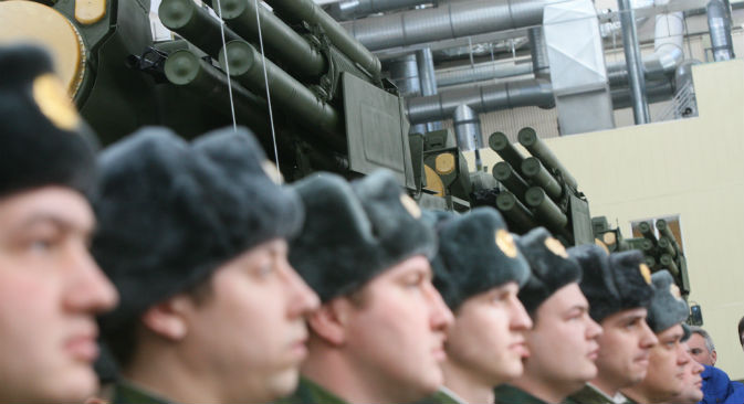 Le forze aeree russe hanno ricevuto dieci nuovi missili di difesa SA-22 (Foto: Alexei Kudenko / RIA Novosti)