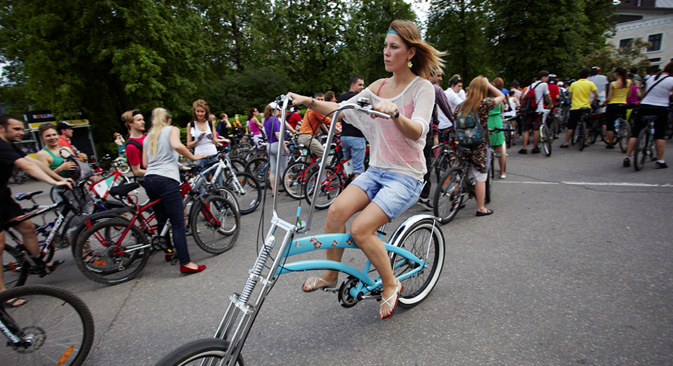 Durante la manifestazione ciclistica "Let's bike it" a Mosca nel maggio 2012 (Foto: Elena Pochetova)