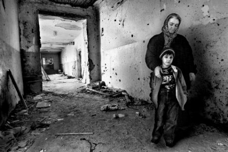 Oltre trecento persone hanno perso la vita nell'attacco terroristico alla scuola di Beslan. Molti erano bambini (Foto: Getty Images/Fotobank)