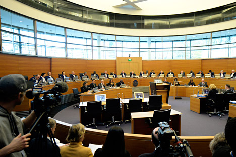 Il Tribunale marittimo internazionale ha affrontato la questione degli attivisti di Greenpeace, arrestati dopo l’assalto alla piattaforma petrolifera di Gazprom (Foto: Reuters)