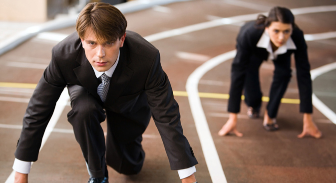 Secondo uno studio russo, alla base del successo in ambito lavorativo c’è l’istruzione. Ma gli esperti non sottovalutano il fattore “giuste conoscenze” (Foto: Shutterstock)
