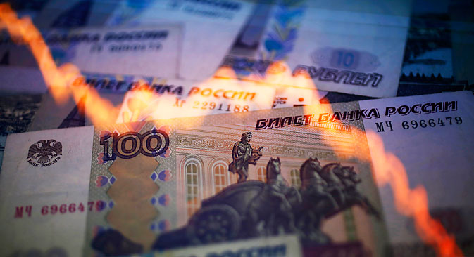 La rinuncia a un sostegno mirato della valuta nazionale ha portato a un crollo dei tassi di cambio del rublo nei confronti di dollaro ed euro (Foto: Reuters)