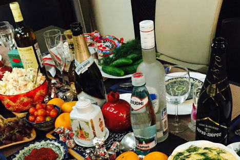 La vodka non manca mai in tavola nella notte di Capodanno (Foto: Anna Kharzeeva)