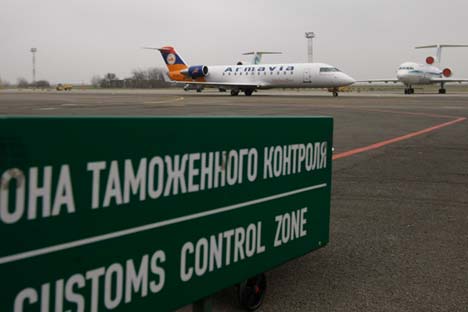 Le “liste nere” da parte russa erano state una risposta alle sanzioni introdotte dai paesi occidentali contro una serie di cittadini russi con l’inasprirsi lo scorso anno della crisi ucraina (Foto: Valery Matytsin/TASS)