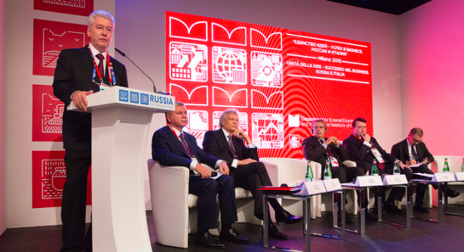 Il sindaco di Mosca Sergei Sobyanin al forum “L’unità delle idee, un successo aziendale”, organizzato nel Padiglione Russia dell’Expo