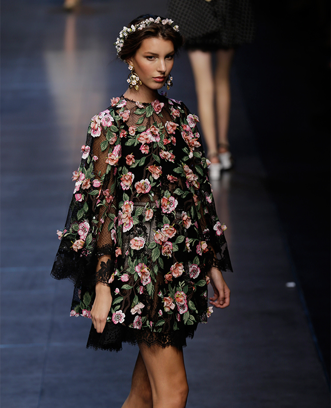 Dagli abiti ai cappotti, la tradizione russa sta spopolando sulle passerella / Collezione donna primavera-estate 2014, Dolce&Gabbana