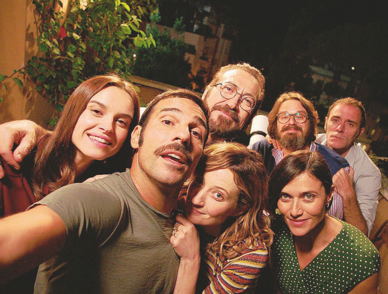 Una scena tratta dal film "Perfetti sconosciuti".