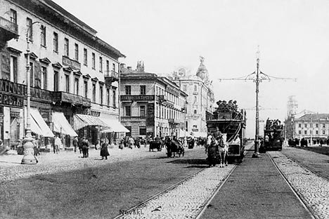 サンクトペテルブルグ、1907年。写真提供：タス通信