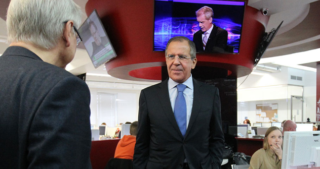 ラブロフ外相がRBTHオフィスを訪問した際 =セルゲイ・シュクシン/ロッシースカヤ・ガゼータ撮影