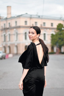 世界各地での公演に忙しいビシニョーワだが、彼女には故郷サンクトペテルブルクのマリインスキー劇場という落ち着く場所がある。＝オクサーナ・ビシュネベツカヤ撮影