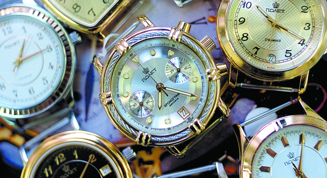 ロシア製「パリョート」腕時計　＝タス通信撮影