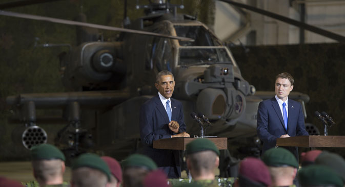 オバマ大統領は、エストニアのタリンでの演説で、米軍基地のエストニアへの配備を告げ、ロシアNATO基本文書の見直しを呼びかけ、ロシアに対する西側の制裁政策の合理性と有効性を主張した。＝AFP/East News撮影