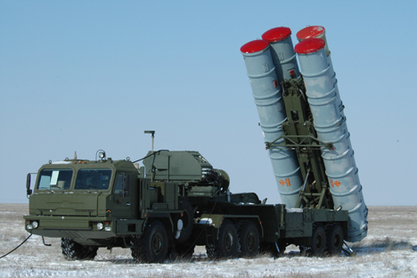 The S-400 Triumf is Russia's next-generation air defense system.