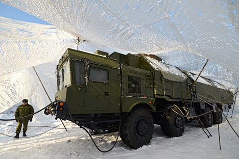 Маскирана заштита на ракетните единици во Новосибирската област. Извор: РИА Новости