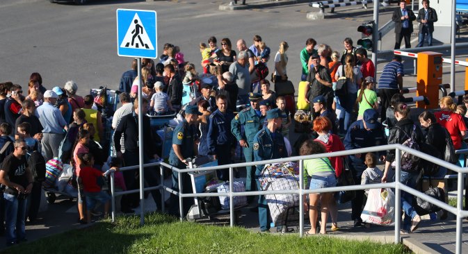 Анатолиј Кузнецов: На пограничната територија на Русија во моментов се наоѓаат 414.726 лица. Исто така 20.461 лице веќе имаат побарано привремен азил. Извор: ИТАР-ТАСС