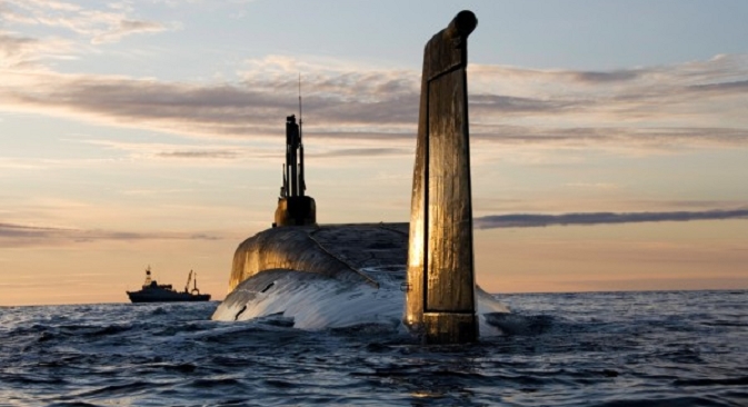 Нуклеарна подморница „Јуриј Долгоруки“ за време пробне пловидбе. Извор: Прес-служба „Севмаша“ / РИА „Новости“.
