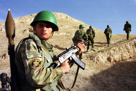 Председници Русије и Таџикистана су у октобру прошле године постигли договор да 201. војна база Војске РФ (највећа изван граница Русије) и остане у Таџикистану бар до 2042. године. Извор: Reuters.