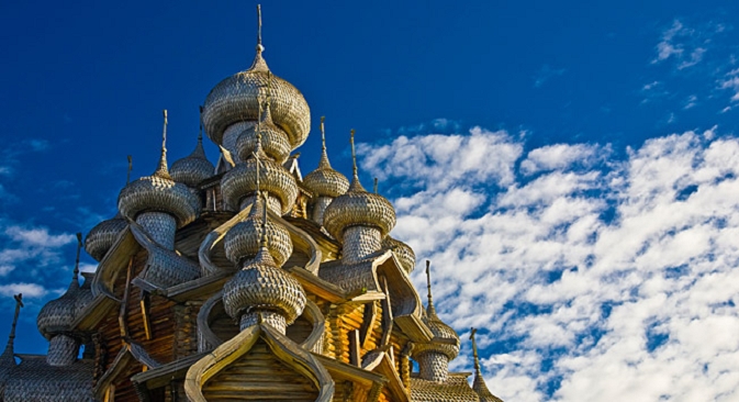 22 купола и никакви пирони: специалното на дървените църкви в Карелия.