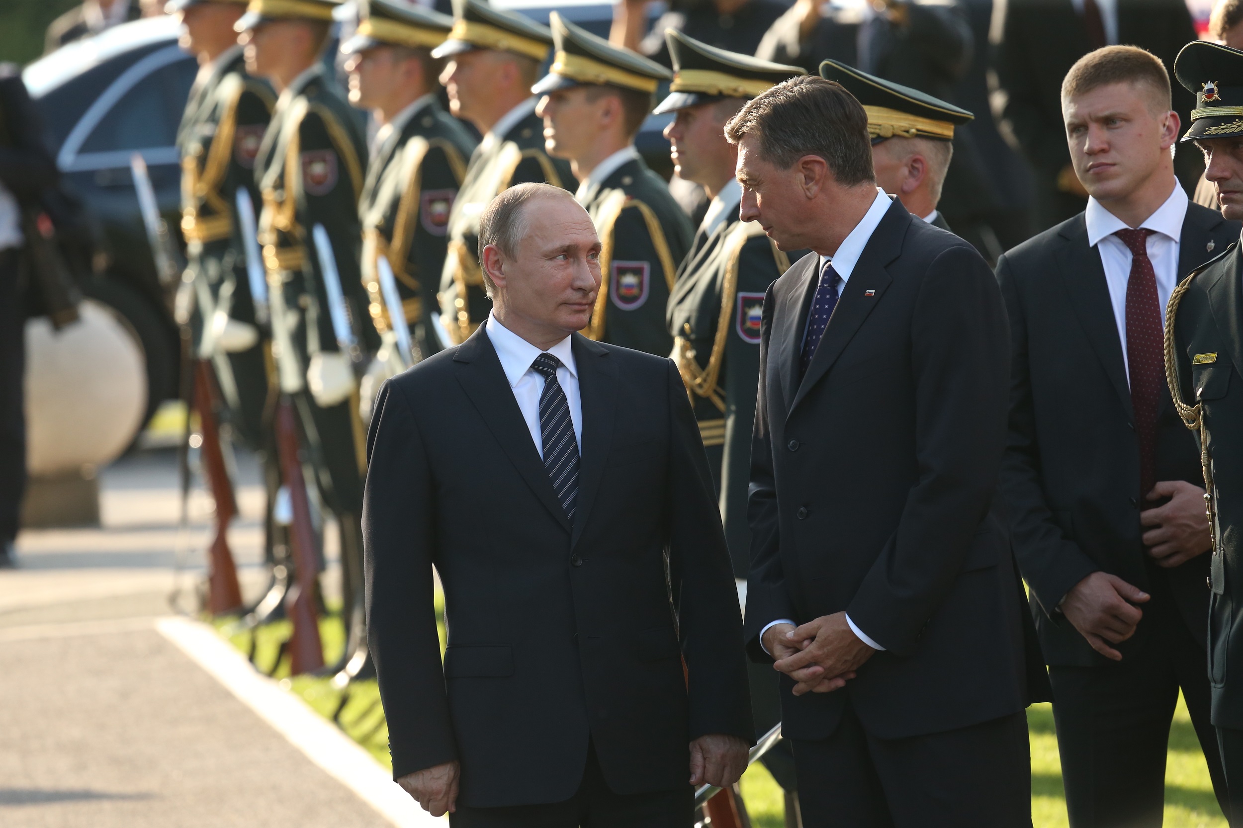 Ruski predsednik Vladimir Putin se je zahvalil za iskreno željo, da se gradijo trdi temelji evropske enotnosti.