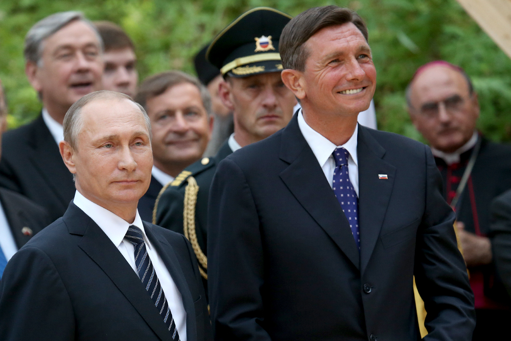 Ruski predsednik Vladimir Putin in slovenski predsednik Borut Pahor sta se na Vršiču tudi nasmejala.