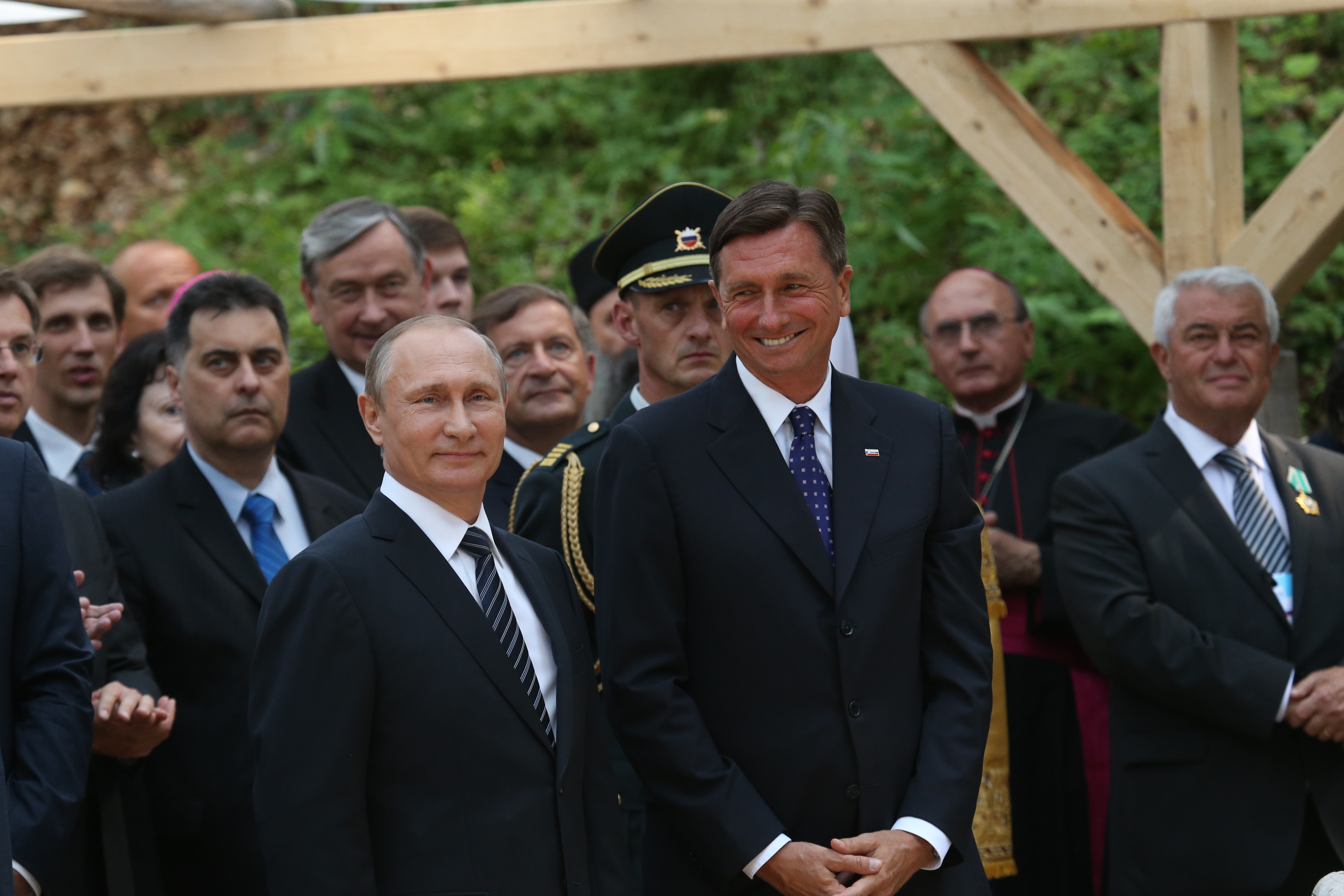 Ruski predsednik Vladimir Putin in njegov gostitelj, slovenski predsednik Borut Pahor.