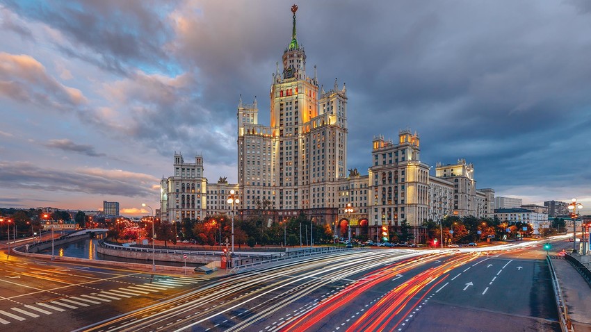 Небоскрёб на Котельнической набережной