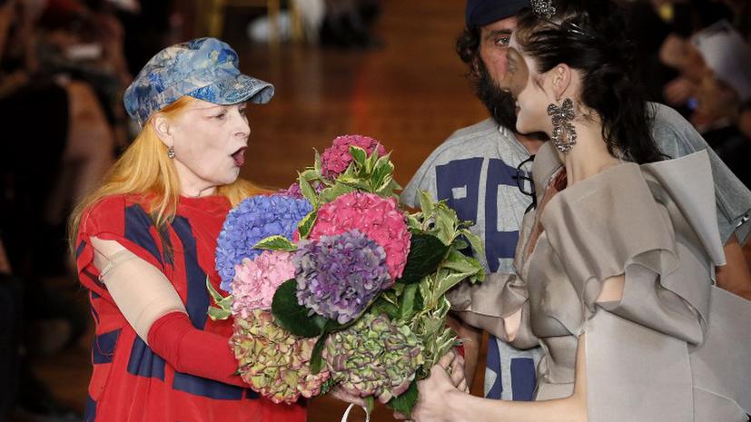 Вивьен Вествуд вслед за Леди Гага навестила Ассанжа в посольстве Эквадора