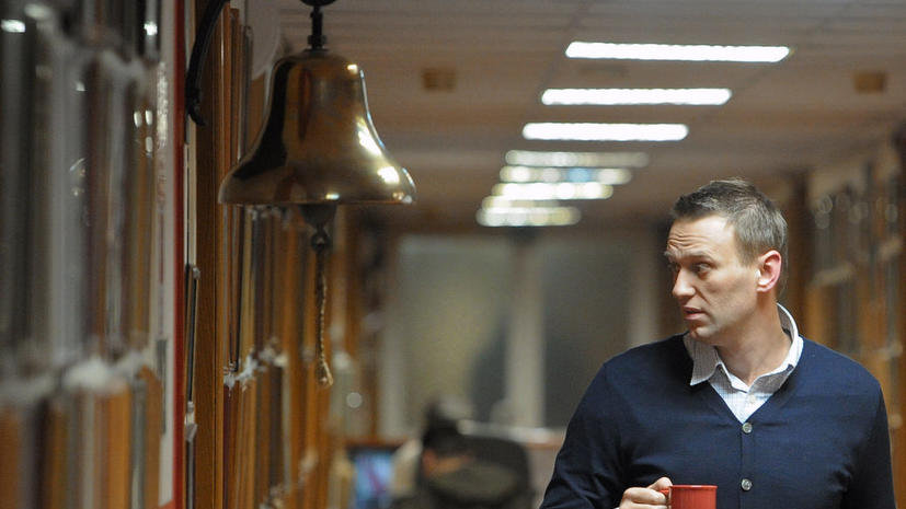 СК: Алексей Навальный незаконно получил статус адвоката