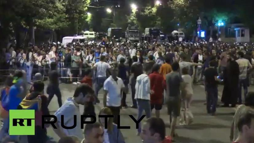 Масштабная акция протеста в центре Еревана 26 июня 2015 года