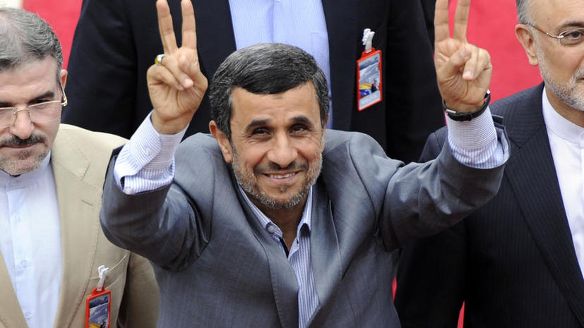 Ахмадинежада обещают высечь за нарушение при подготовке к выборам