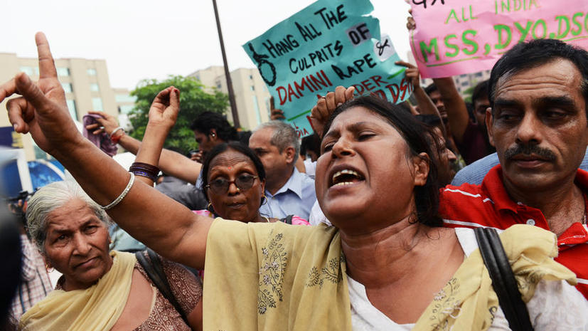 Четверо индийских насильников будут повешены по решению суда
