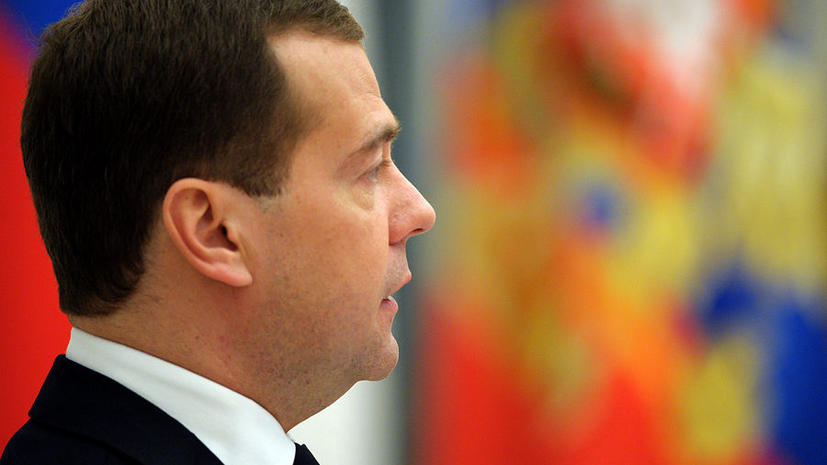 Дмитрий Медведев: Переход на зимнее время нецелесообразен