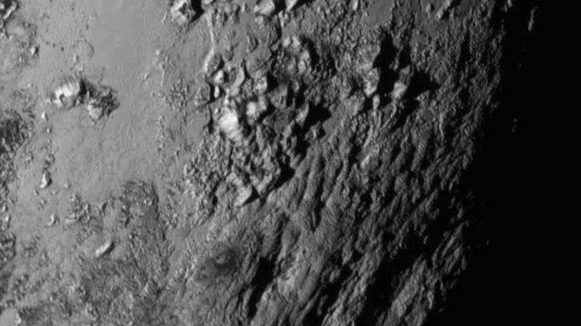 Учёные представили видеозапись поверхности Плутона