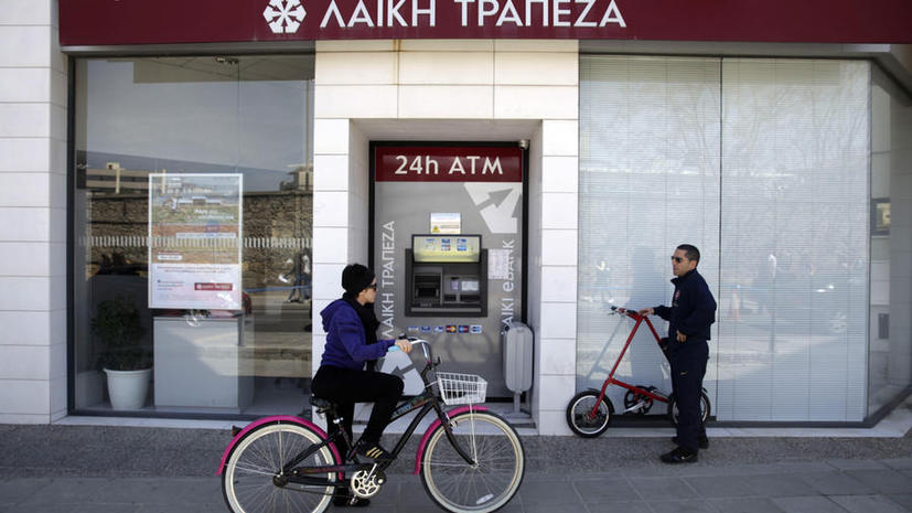 Российские вкладчики начали арестовывать активы кипрских банков в РФ