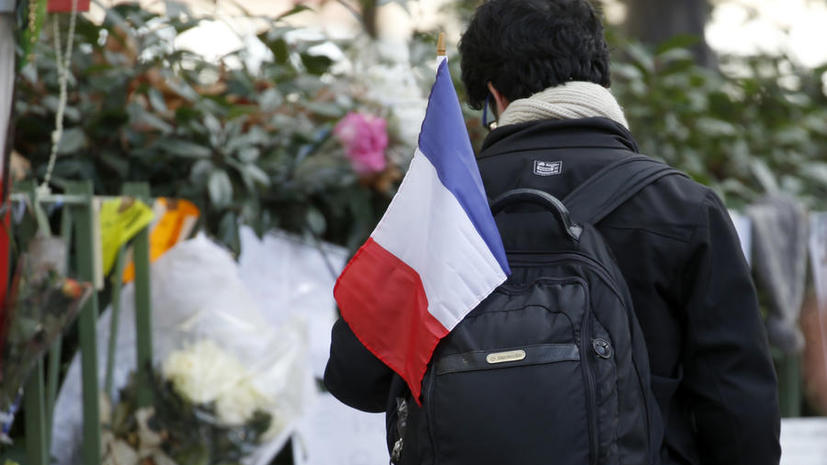 Продавший автоматы террористам из Парижа торговец арестован в Германии