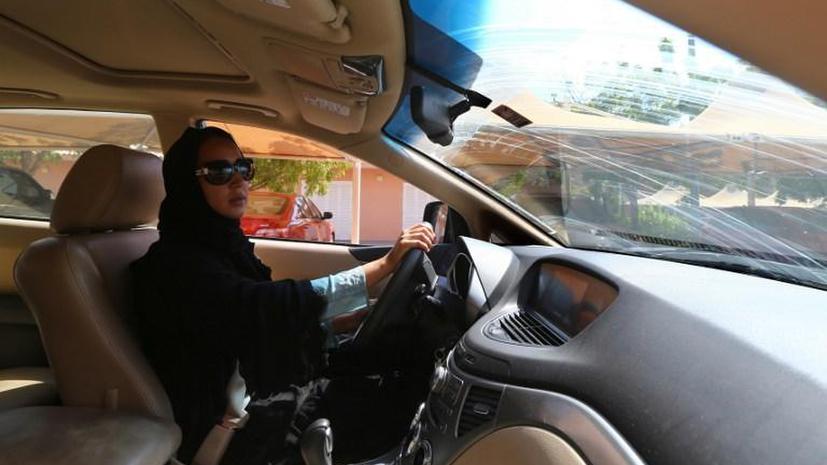 Гражданка Кувейта арестована в Саудовской Аравии за то, что сама везла отца в больницу