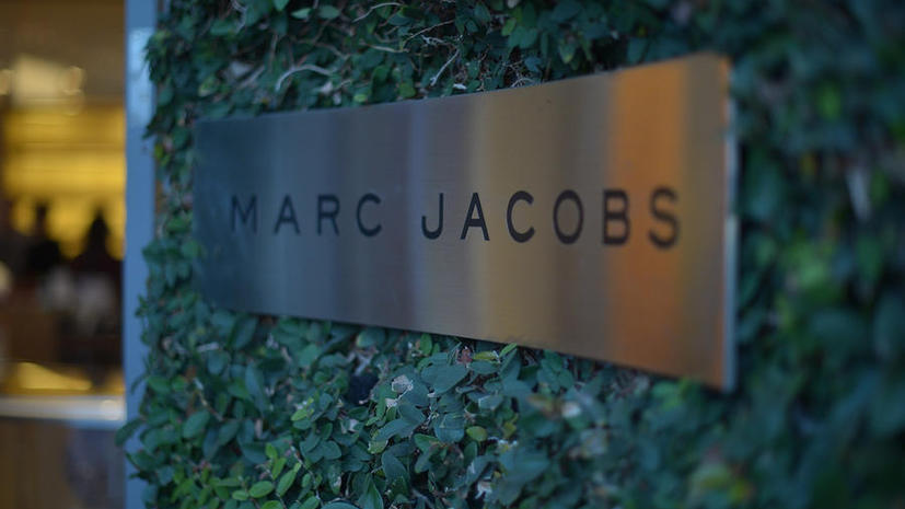 Marc Jacobs продаёт духи за твиты