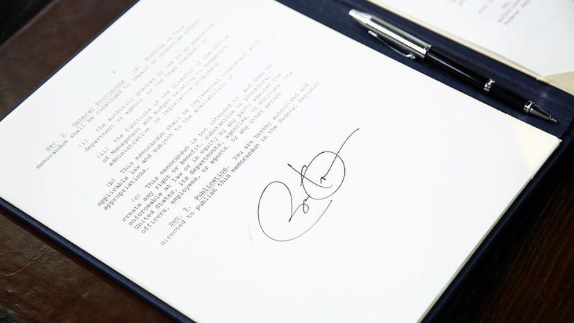 Исследование: чем больше роспись босса, тем выше его зарплата