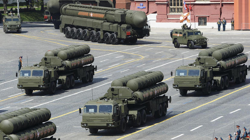 Американский аналитик посоветовал Китаю закупать российские танки, ракеты и подлодки