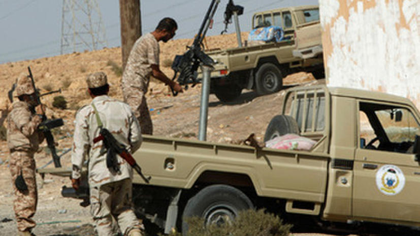 Ливийские ополченцы взяли Бени-Валид, мирные жители бегут из города