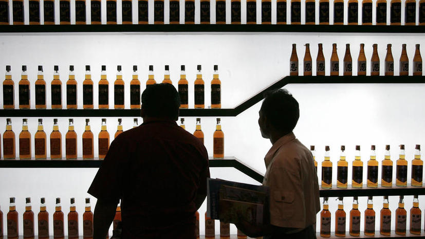 СМИ: Роспотребнадзор продолжит искать некачественный импортный алкоголь