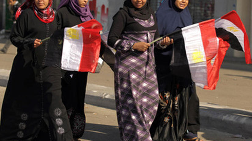 Египетских школьниц остригли за неношение хиджаба