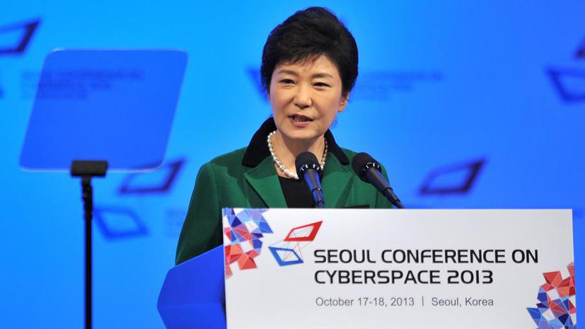 Южная Корея ждёт от США объяснений по поводу прослушки президента Пак Кын Хе