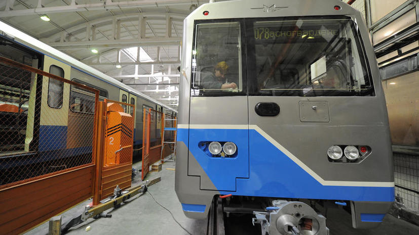 Поезда московского метро с 2015 года начнут ездить без машинистов