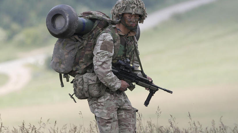 Великобритания отправит свои войска в Прибалтику для защиты от России