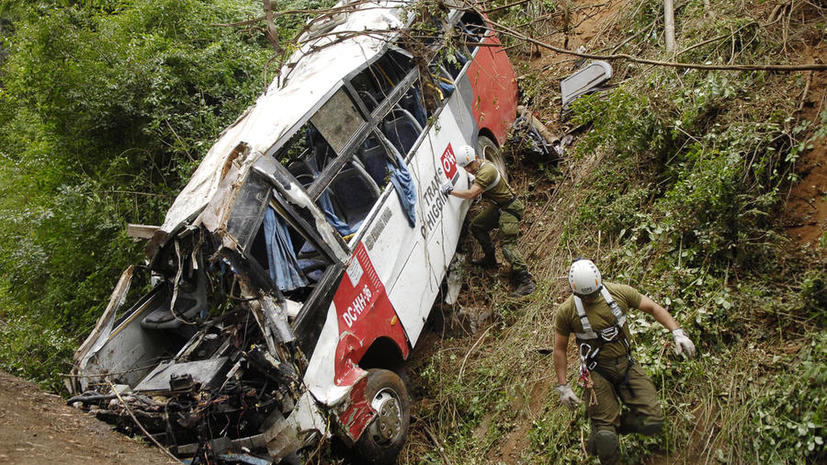 В Индии разбился пассажирский автобус, 37 погибших, среди пострадавших - россиянка