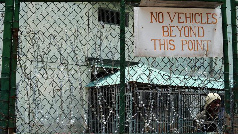 Правозащитники: Британские охранники истязали южноафриканских заключённых