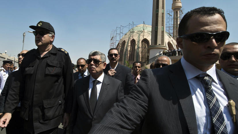 В Египте совершено покушение на главу МВД, есть раненые