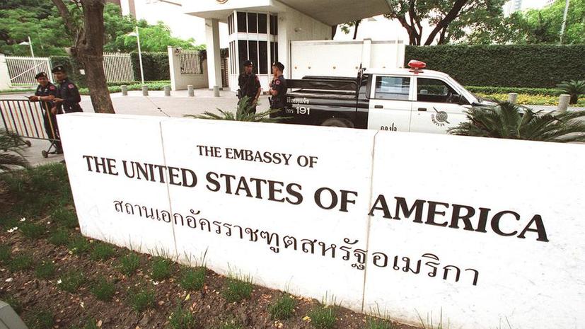 США продлят внеплановые выходные для 19 посольств до 10 августа