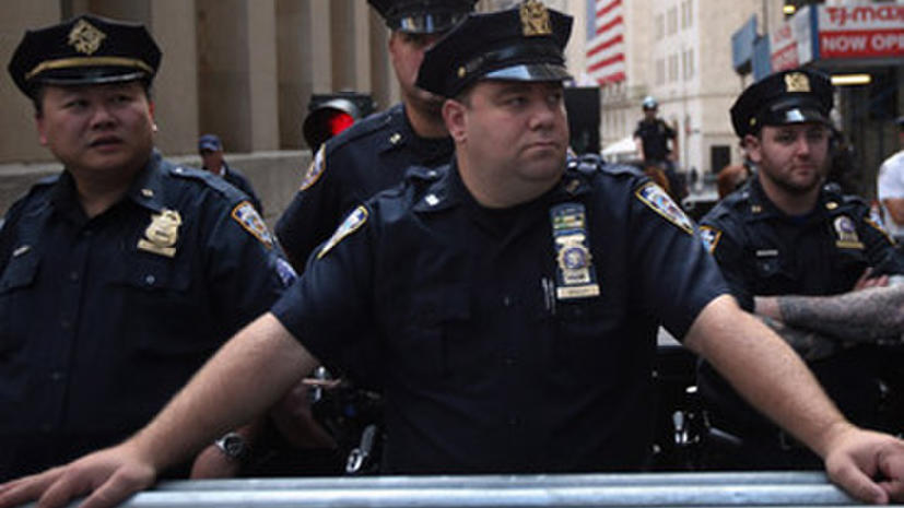 Полиция Нью-Йорка будет искать преступников через Facebook